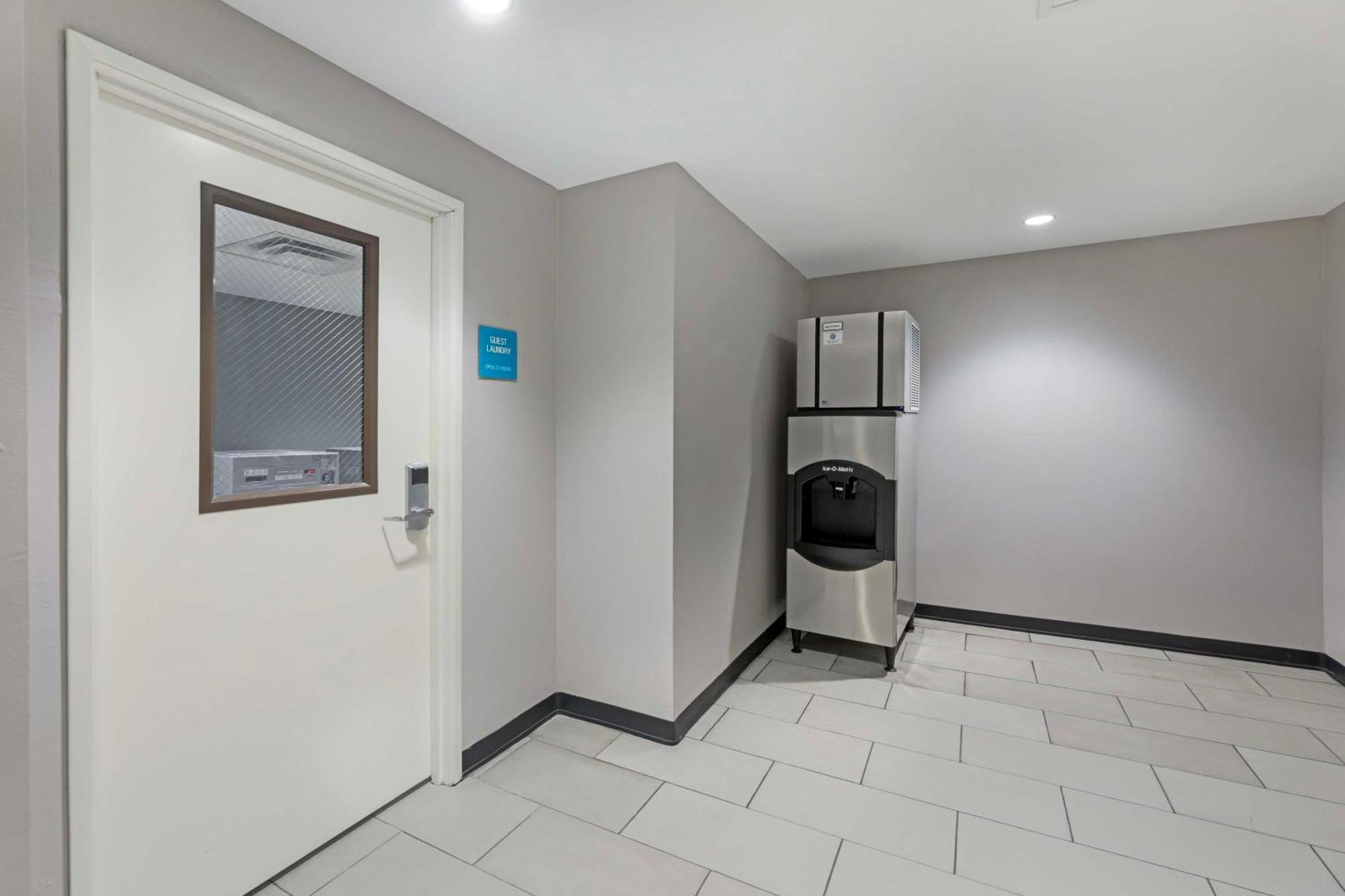 Best Western Plus Executive Residency Marion Bagian luar foto
