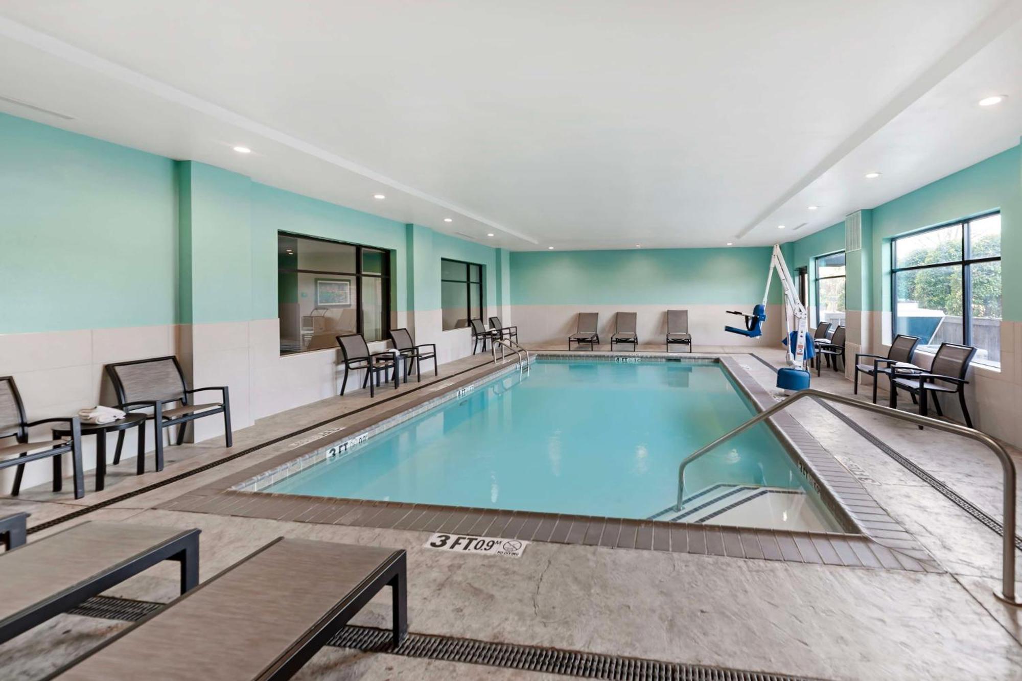 Best Western Plus Executive Residency Marion Bagian luar foto