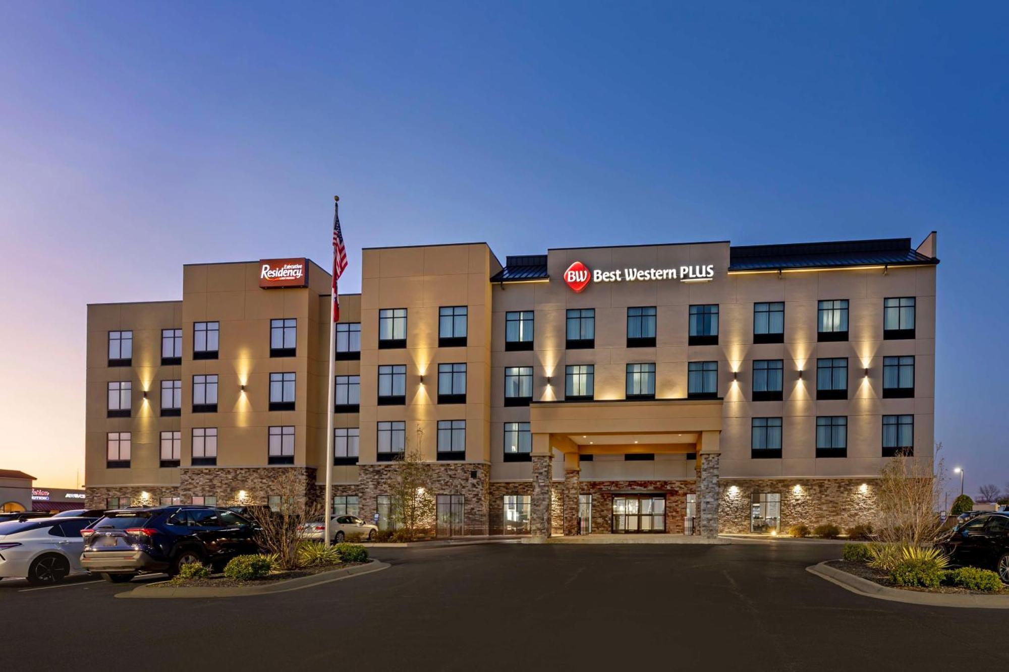 Best Western Plus Executive Residency Marion Bagian luar foto